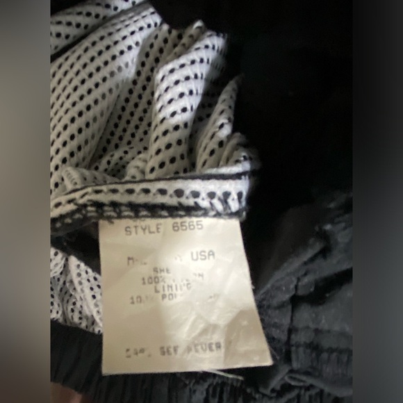 Swingster Jacket Mens Size Medium Black Red Trim Detail Full Zip Front Snap - Picture 11 of 12